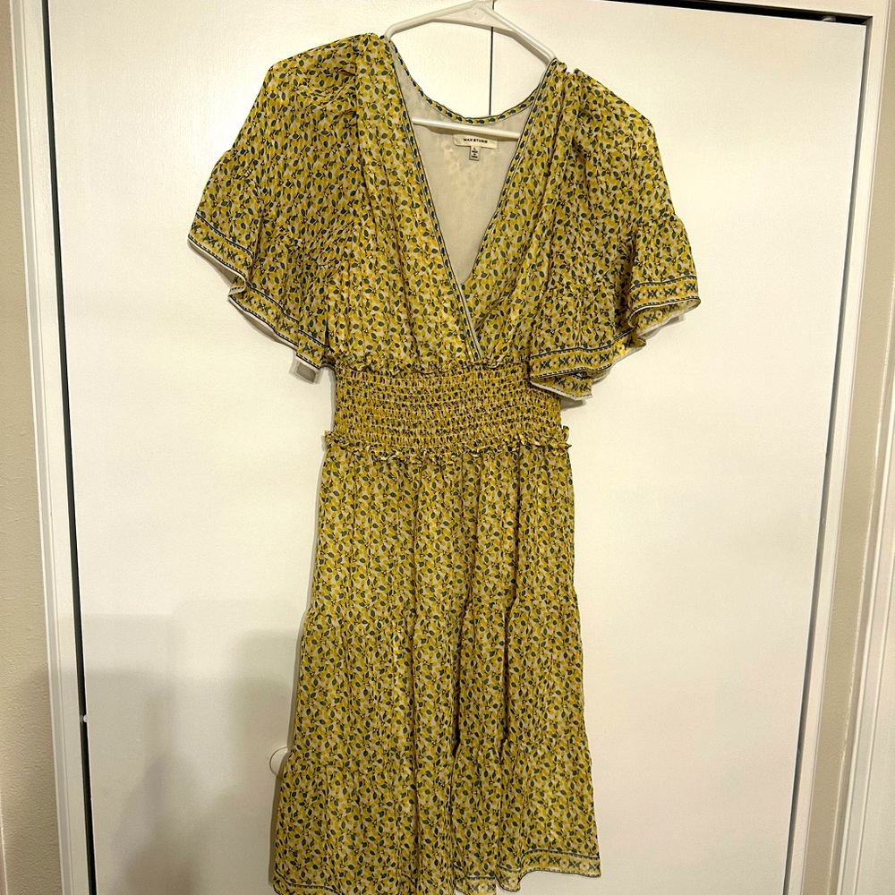 Lemon dress! Size L, flowy